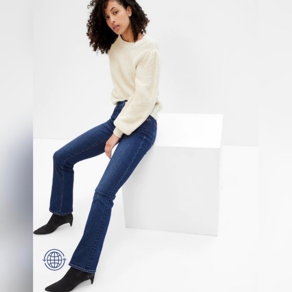 GAP Perfect Boot Jeans Size 28 Dark Wash GAP For Good Classic Casual Bootcut - Picture 3 of 9